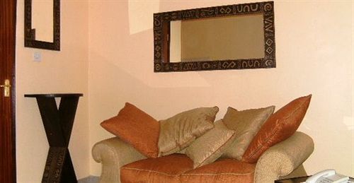 Fahari Guest House ไนโรบี ภายนอก รูปภาพ