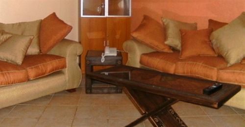 Fahari Guest House ไนโรบี ภายนอก รูปภาพ